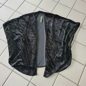 NWT Women's One Size Madden NYC Black Topper Cardigan Vest Kimono